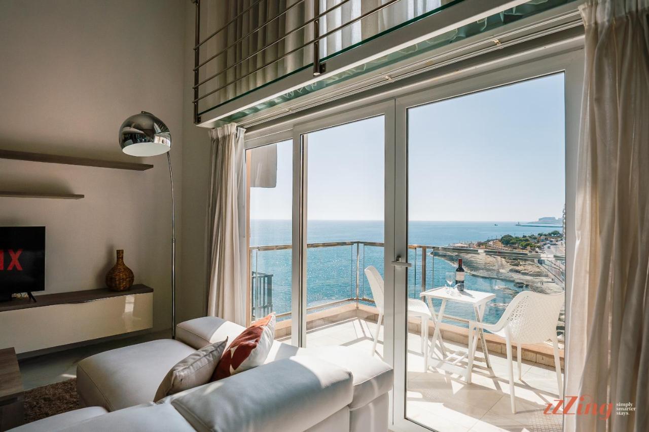 Scenic Seafront Duplex Apartment In Слима Экстерьер фото